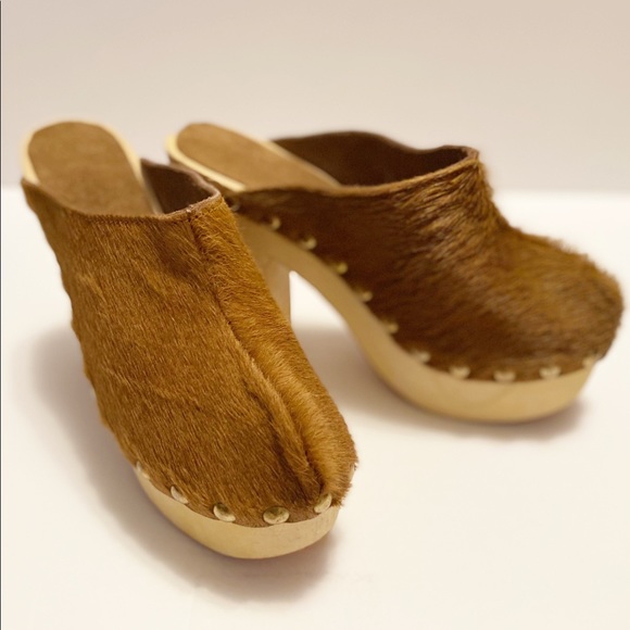 VINTAGE INSPIRED - BROTHER VELLIES PONY HAIR CLOGS - Picture 3 of 6